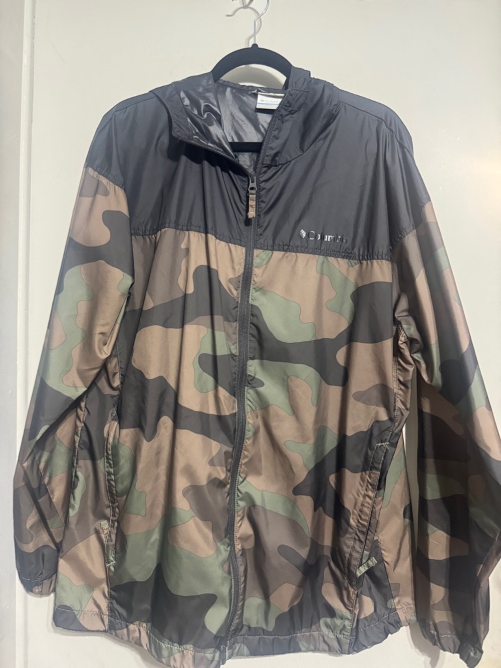 Columbia Men's Camouflage Windbreaker - Black, Green & Brown